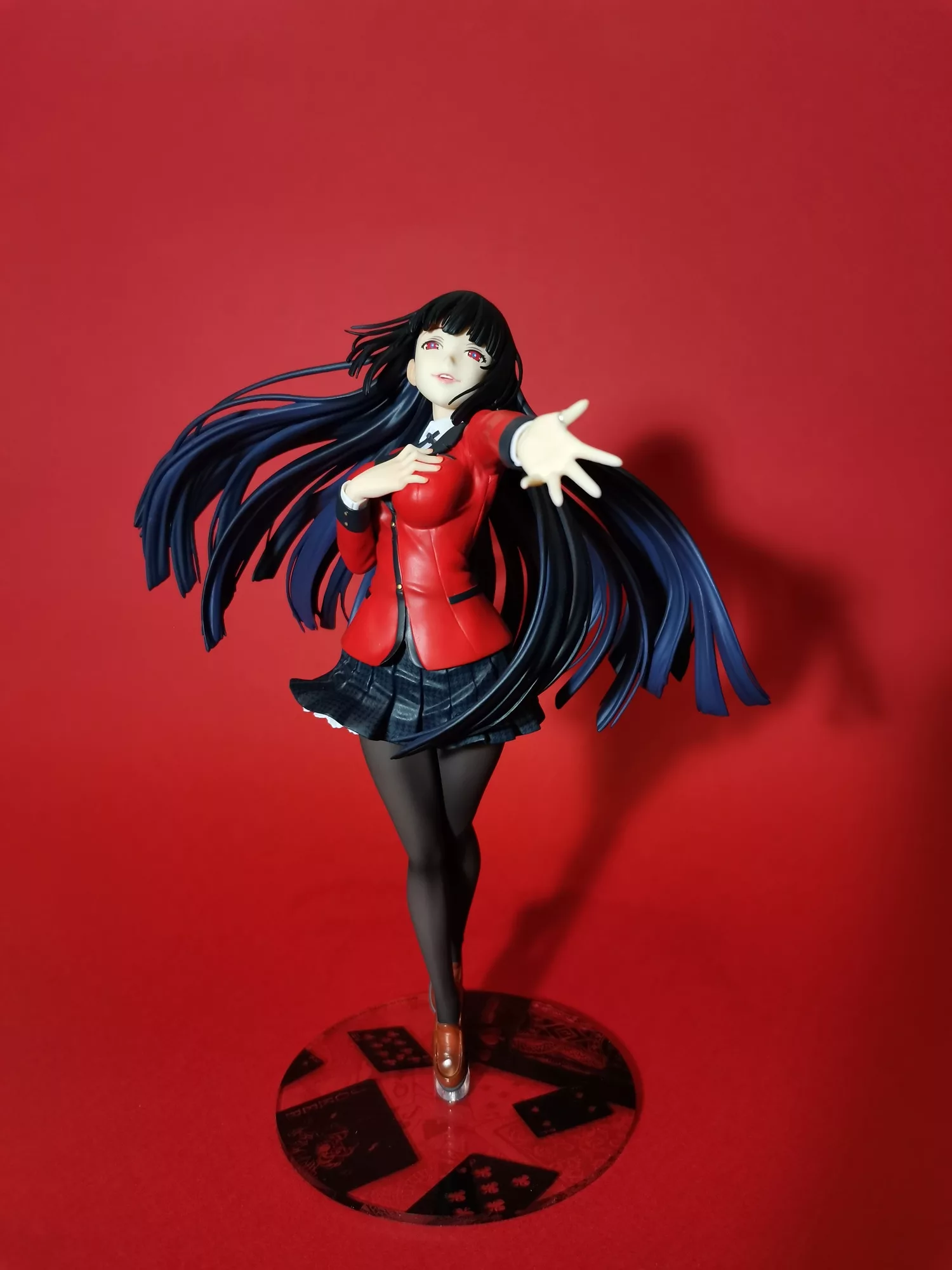 Figur Koleksi Yumeko Jabami yang Menakjubkan – Wajib Dimiliki oleh Penggemar